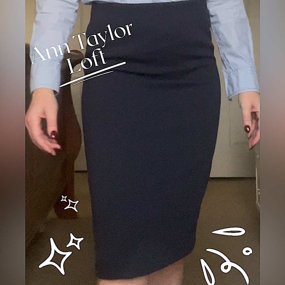 Ann Taylor Loft Navy Pencil Knee Length Stretchy Skirt - Small